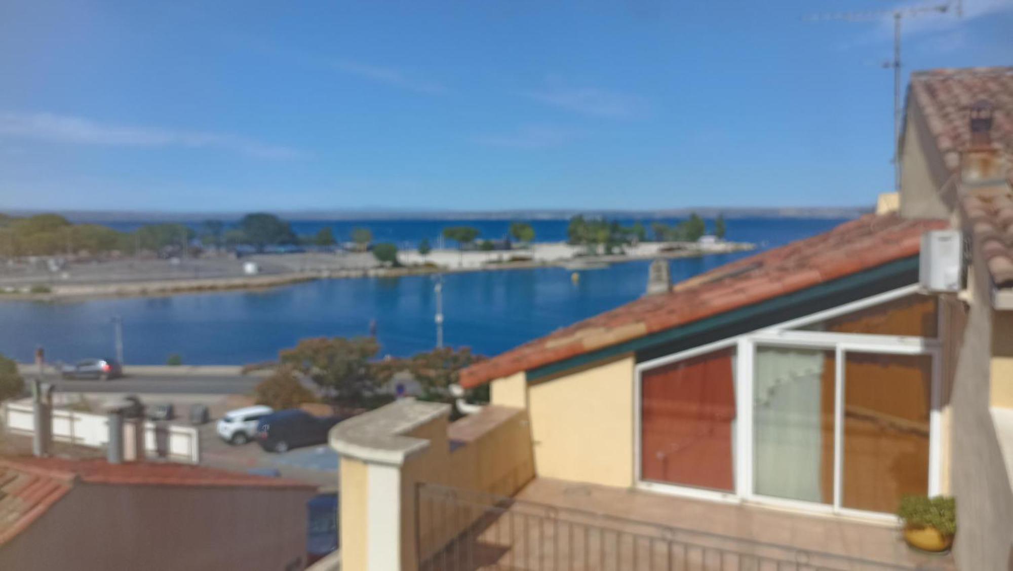 Les Hebergements De La Plage En Ville มาร์ติกส์ ภายนอก รูปภาพ